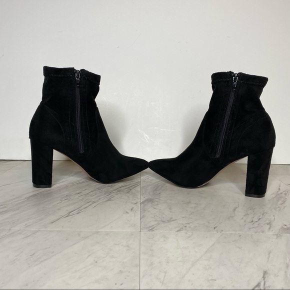 Catherine Malandrino Faux Suede Black Pointed Toe Bootie 9 - Picture 4 of 12